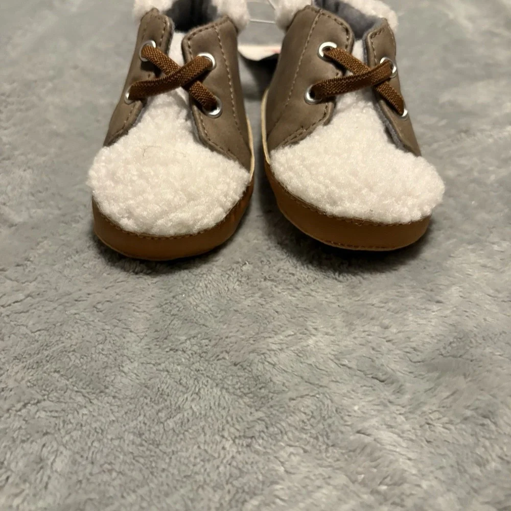 Target Sz 9-12M Toddler's Gray/Brown Fleece Shoe Booties